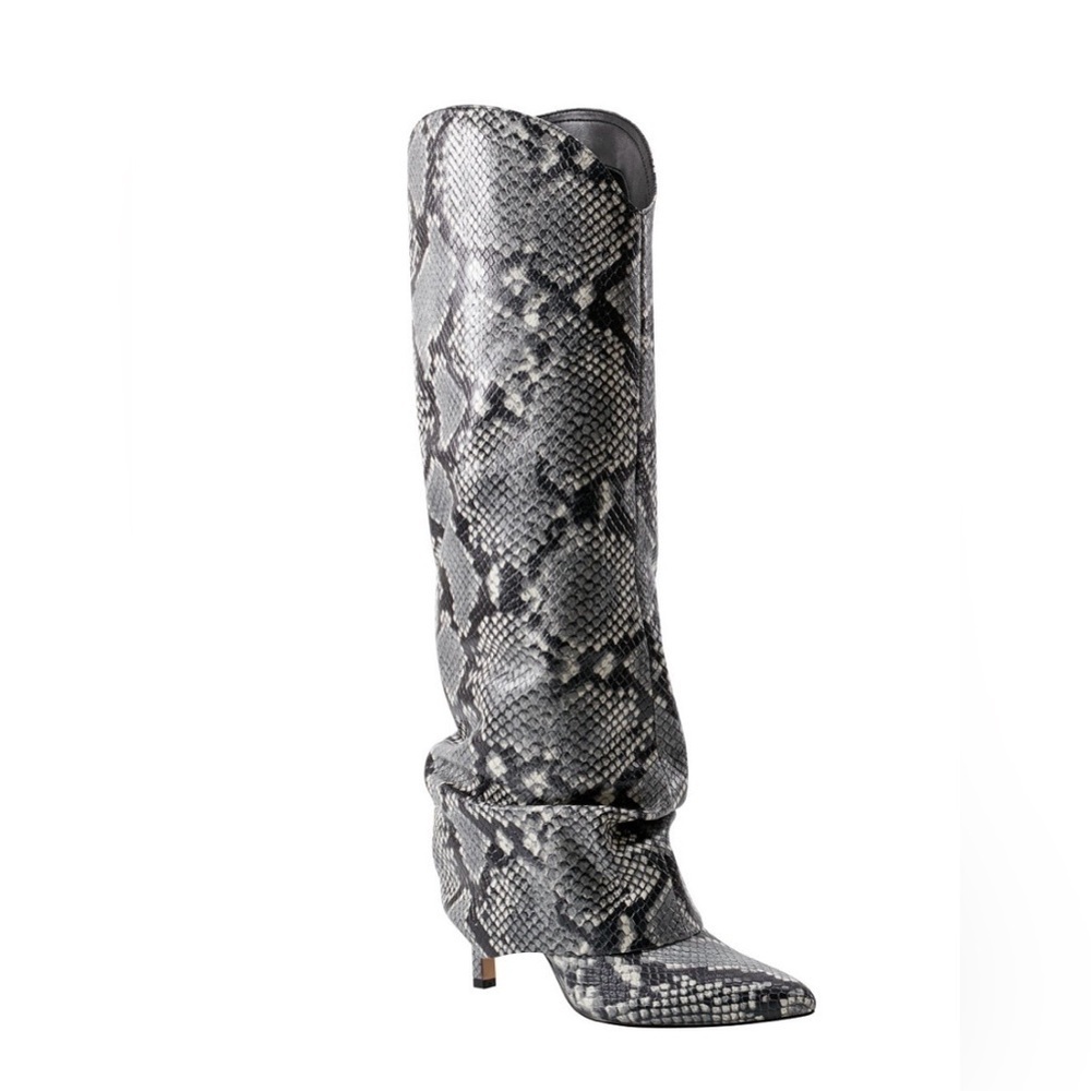 Marc Fisher Black and Gray Snakeskin Heeled Boots - 7.5 - Picture 2 of 9